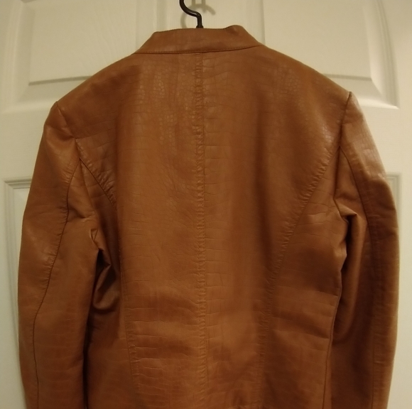 Vero Moda jacket - NWOT - Picture 3 of 6